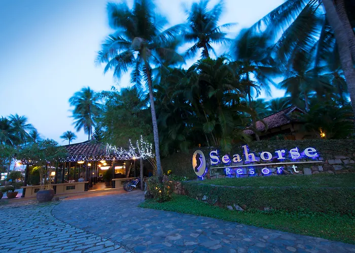 Seahorse And 4*